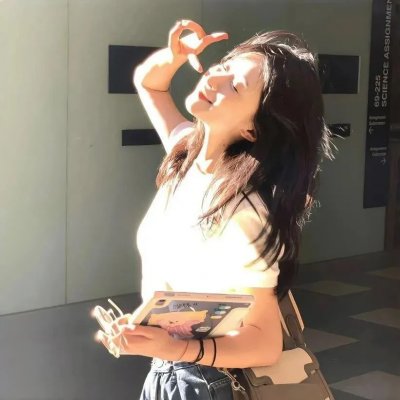 女摄青鬼游埠